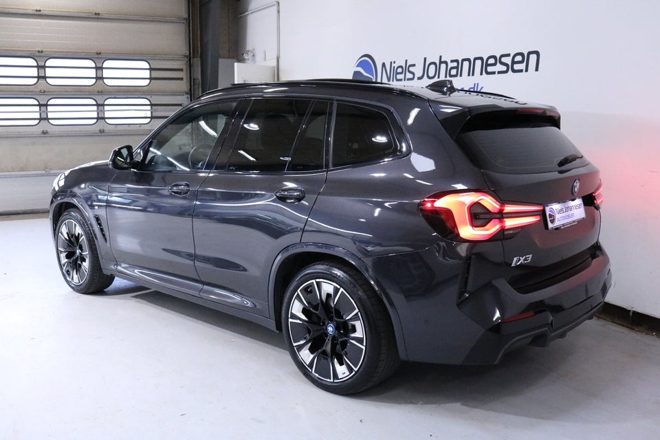 BMW iX3, Billede 2