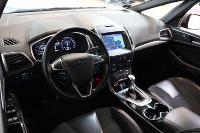 Ford S-MAX EcoBlue ST-Line