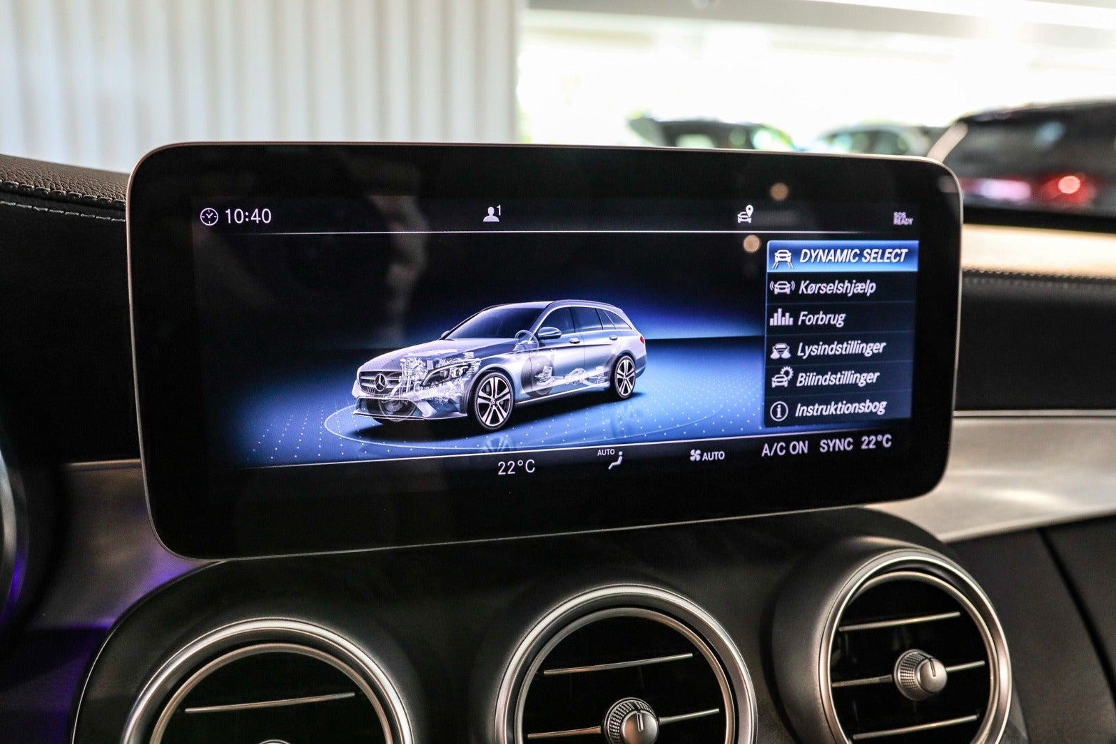 Billede af Mercedes C220 d 2,0 AMG Line Night Edition stc. aut.