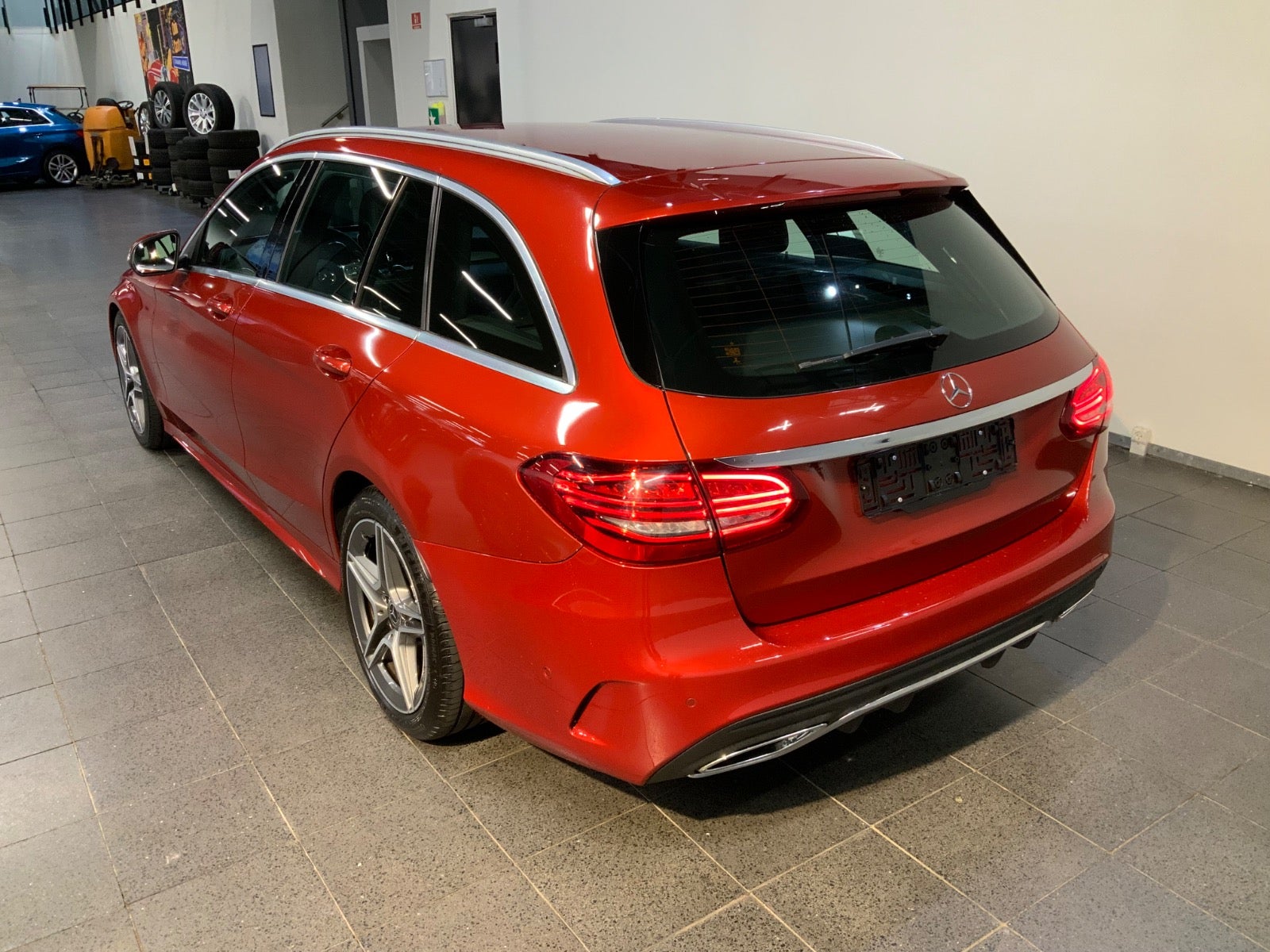 Mercedes-Benz C 300 d (5/8)