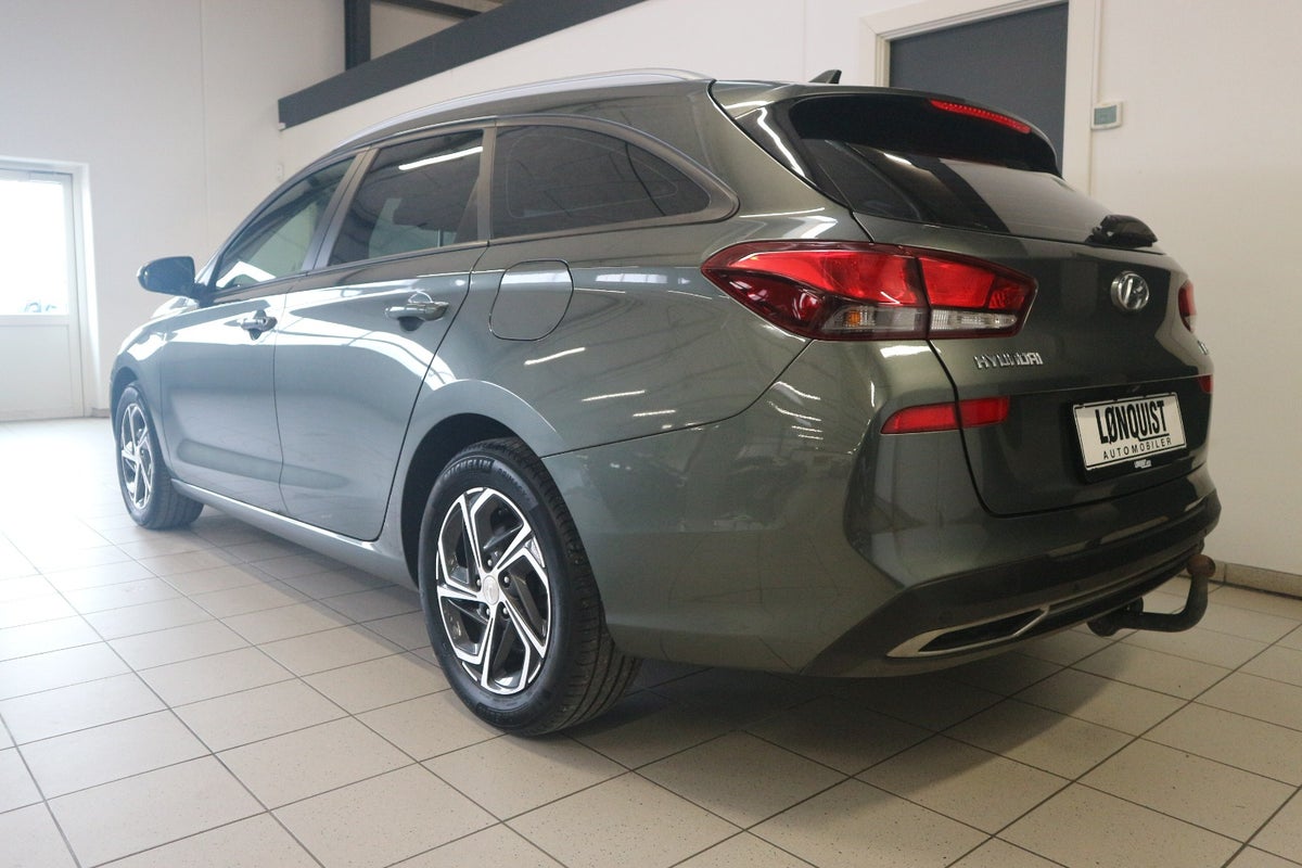 Hyundai i30 T-GDi Essential stc. DCT