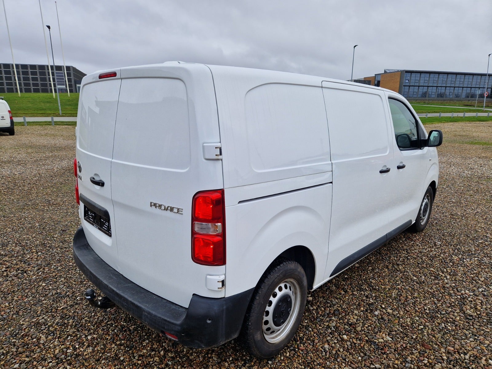 Billede af Toyota ProAce 2,0 D 120 Medium Comfort Master aut.