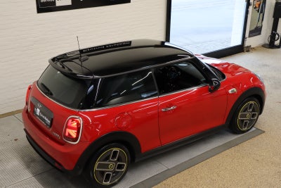 MINI Cooper SE Essential