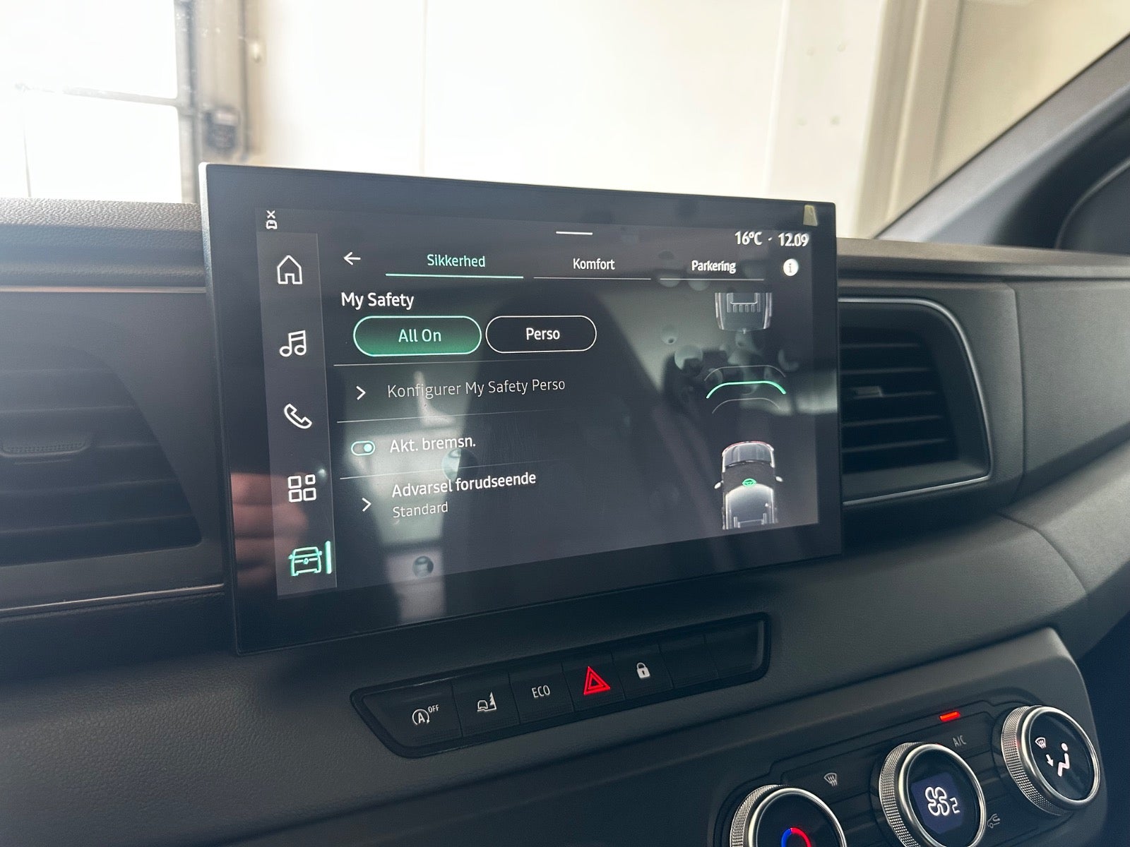 Billede af Renault Master V T35 2,0 dCi 170 L3 Chassis Tekno aut.