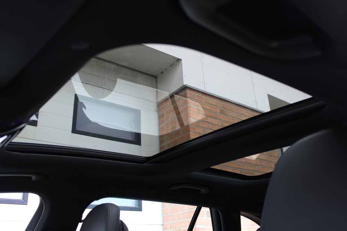 Mercedes C300 e AMG Line stc. aut.