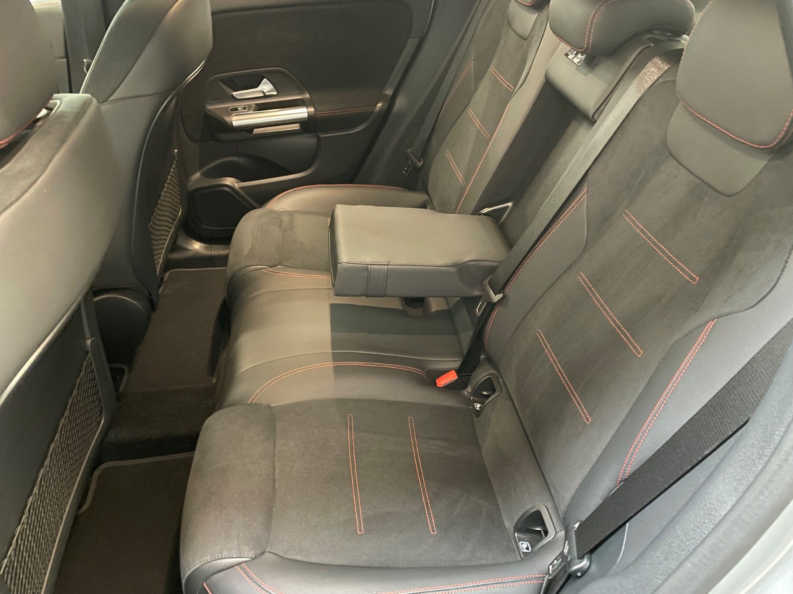 Billede af Mercedes EQA350  AMG Line 4Matic