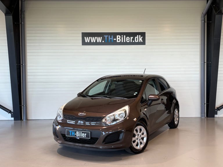 Kia Rio CVVT Active