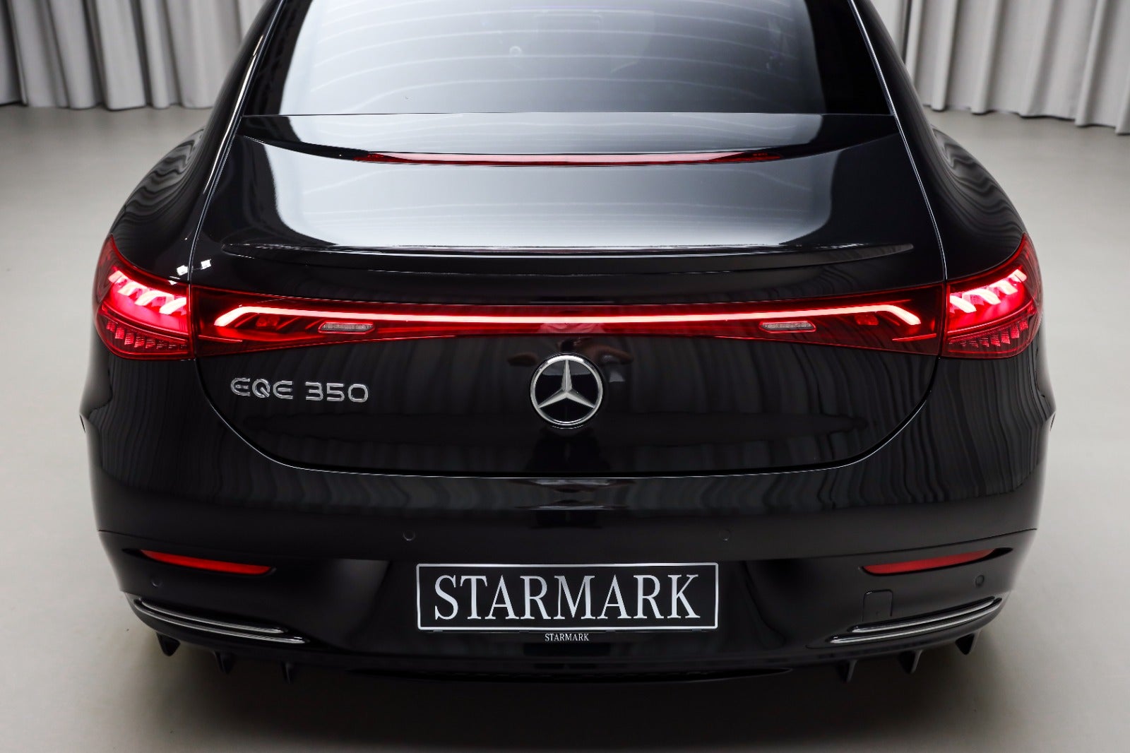 Mercedes-Benz EQE 350