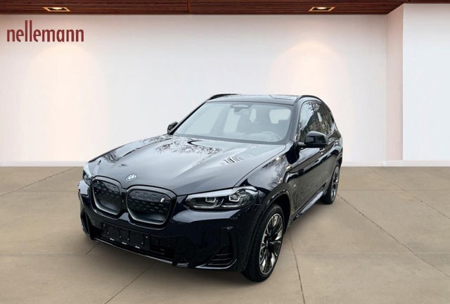BMW iX3 Charged Plus M-Sport