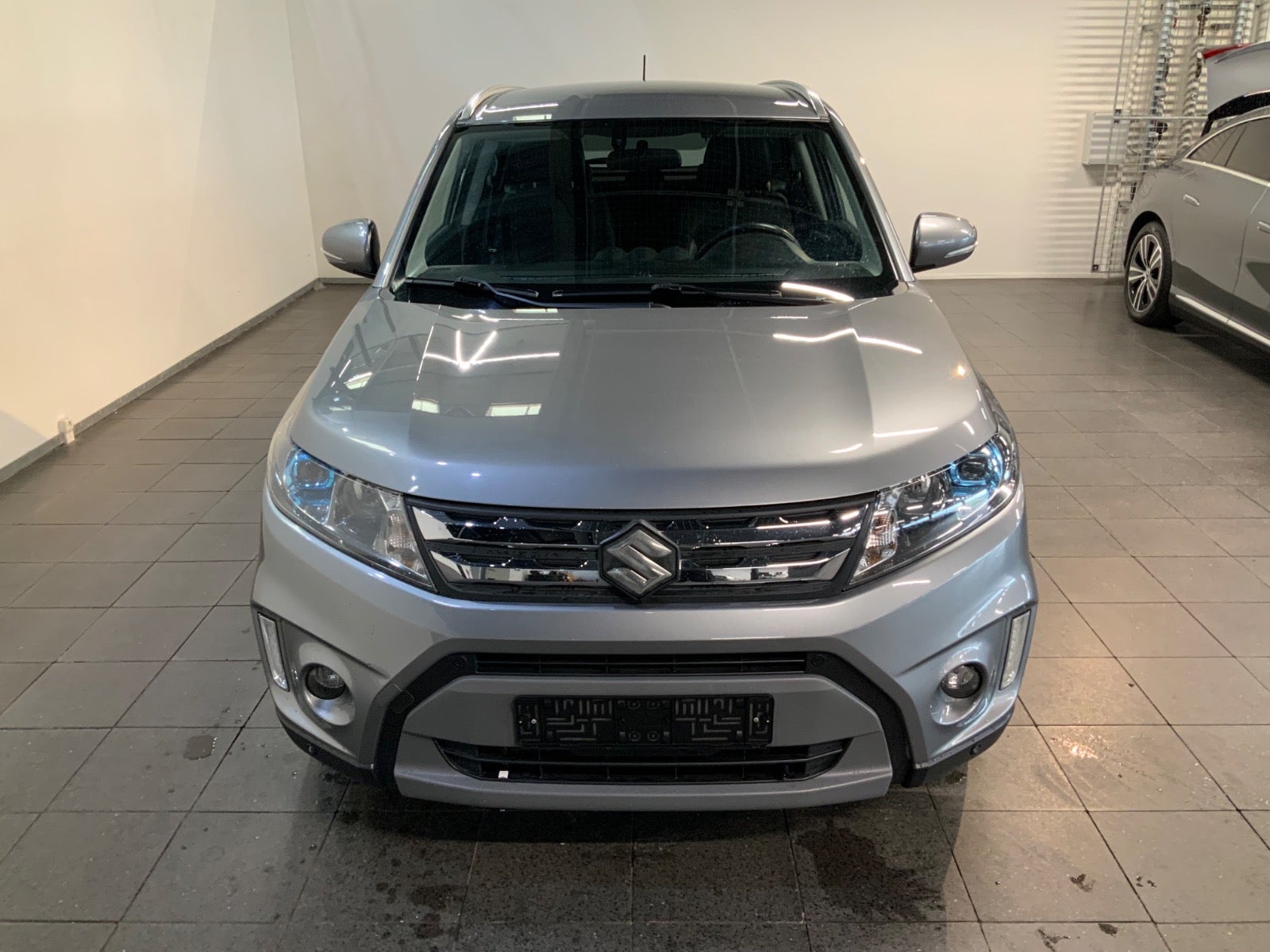 Suzuki Vitara (2/8)