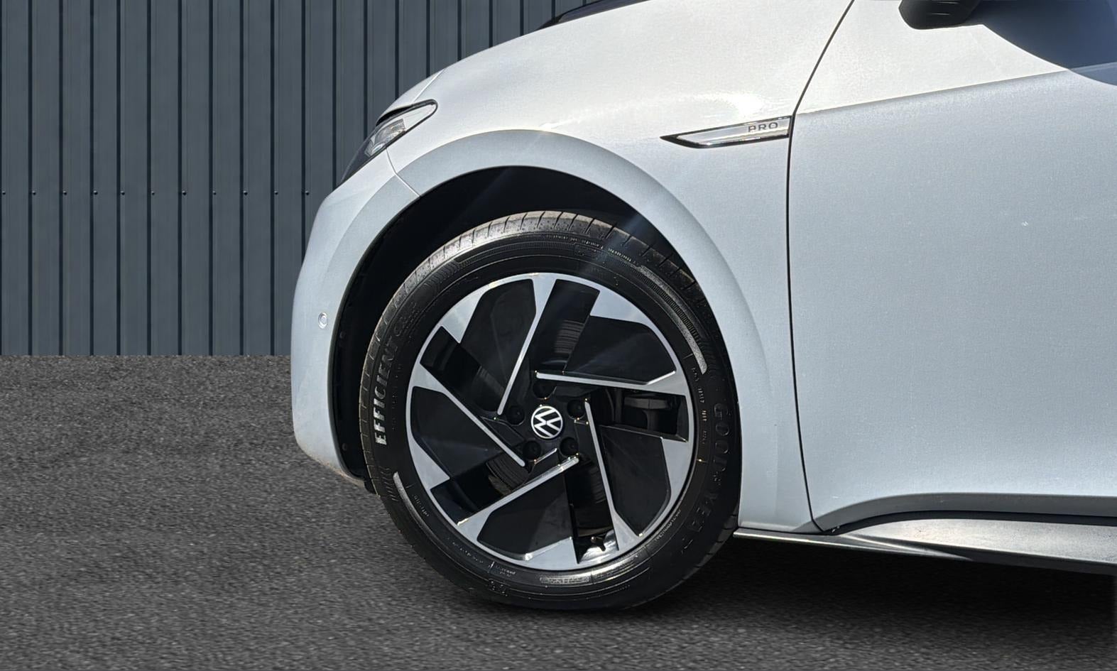VW ID.3 Pro Performance thumbnail 5