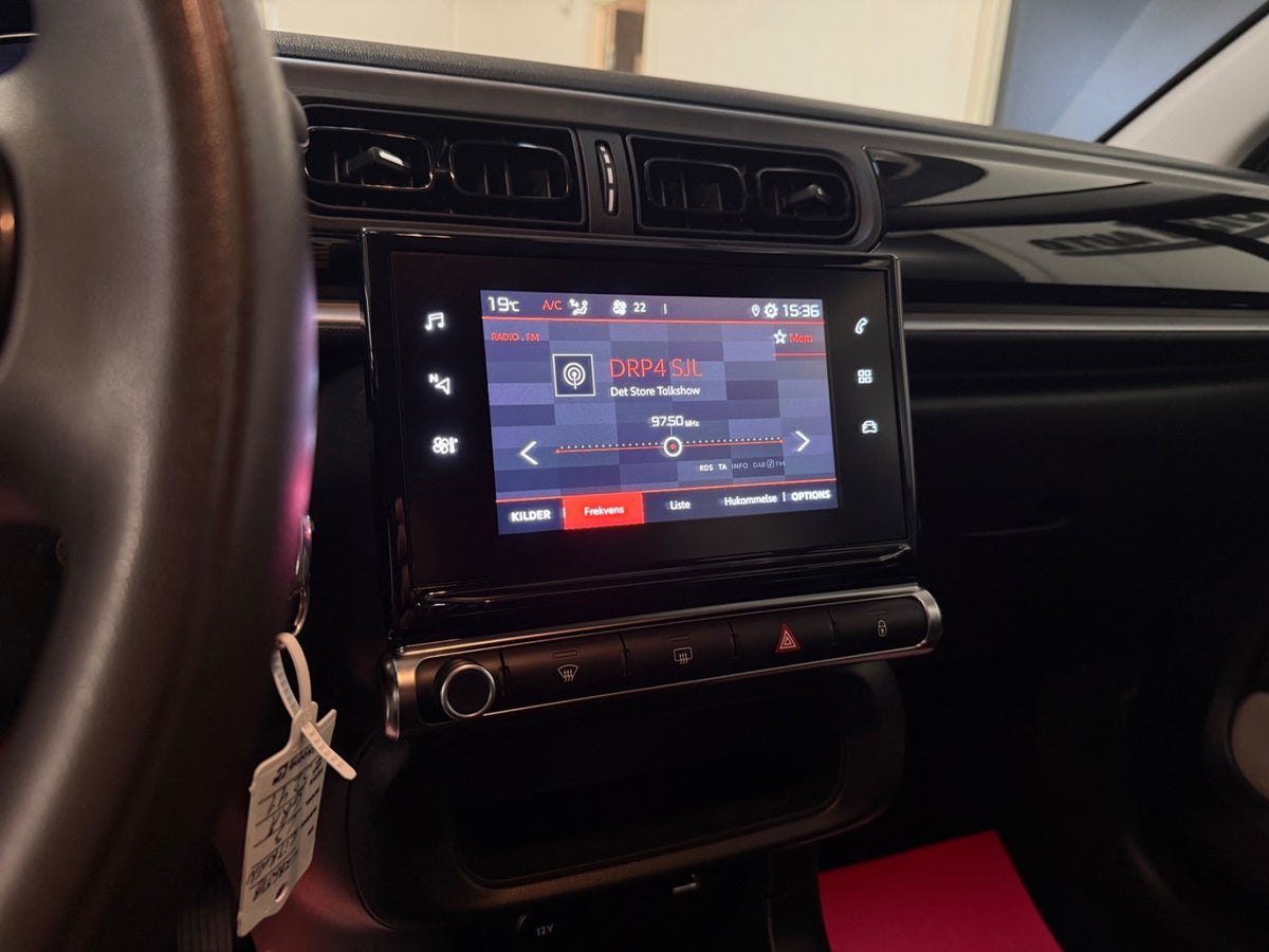 Citroën C3 PureTech 83 Shine Citroën C3 PureTech 83 Shine