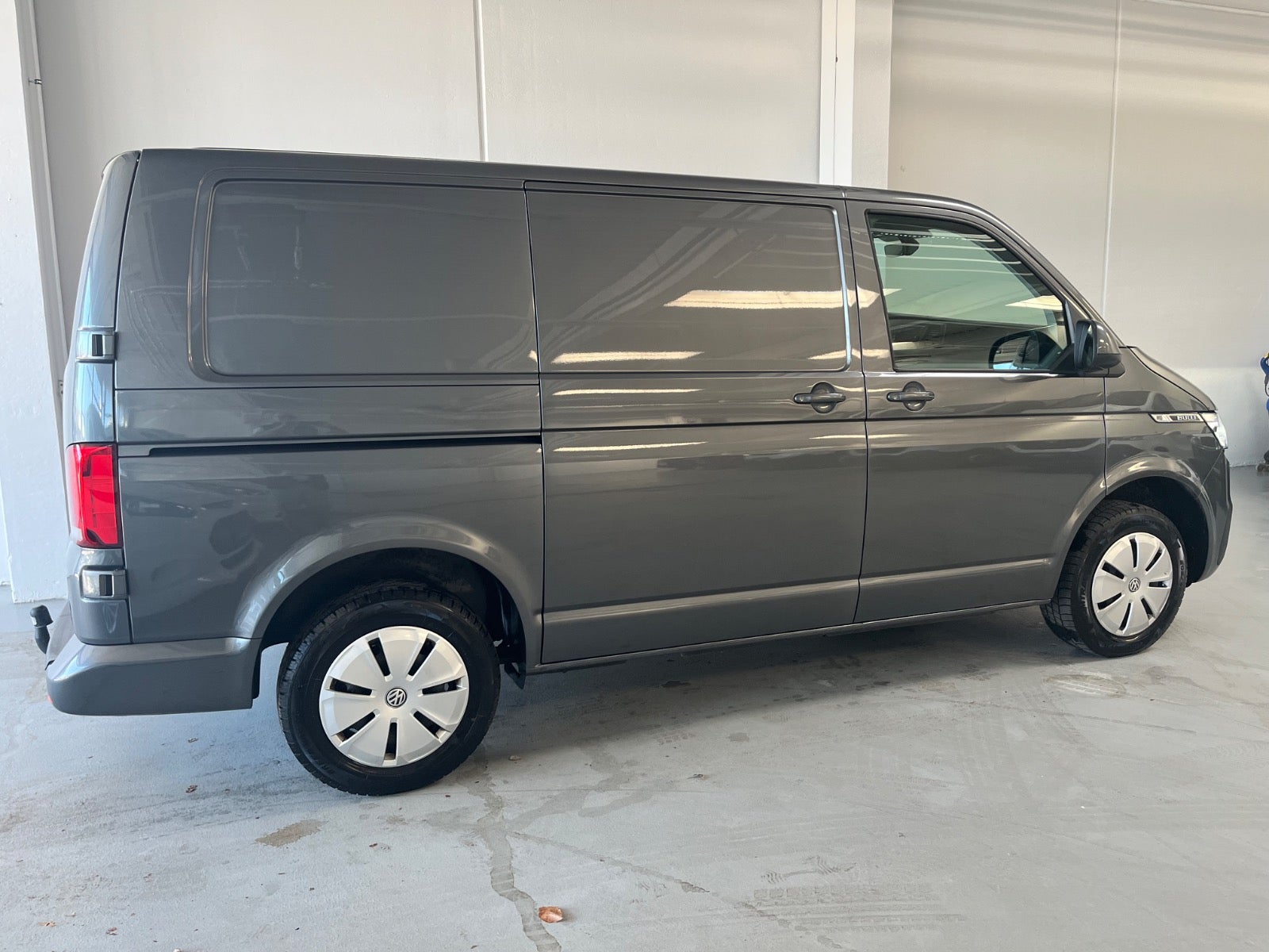 Billede af VW Transporter 2,0 TDi 150 Kassevogn DSG kort