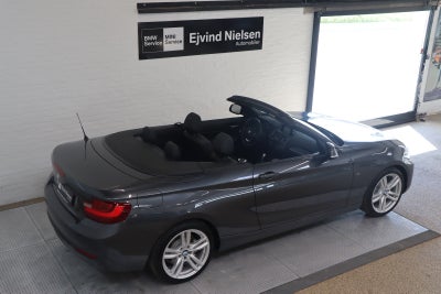 BMW 220i Cabriolet aut.