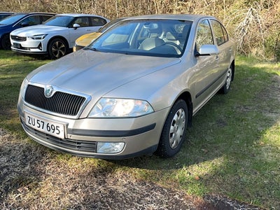 Skoda Octavia 2,0 FSi Elegance 5d