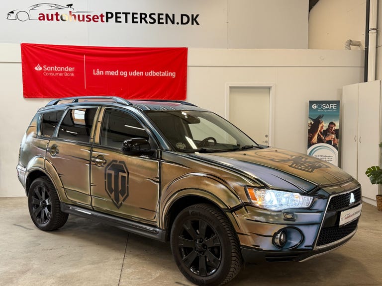 Mitsubishi Outlander Instyle CVT 4WD 7prs