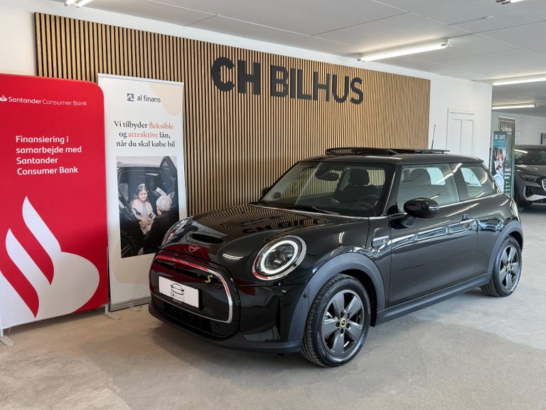 MINI Cooper SE Essential