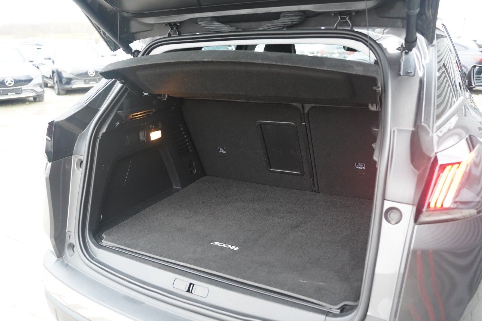 Billede af Peugeot 3008 1,6 Hybrid Allure Pack EAT8