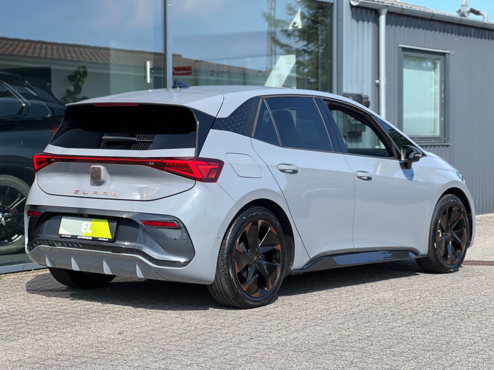 Cupra Born 2023