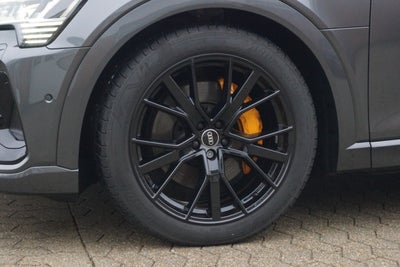 Audi e-tron S-line quattro