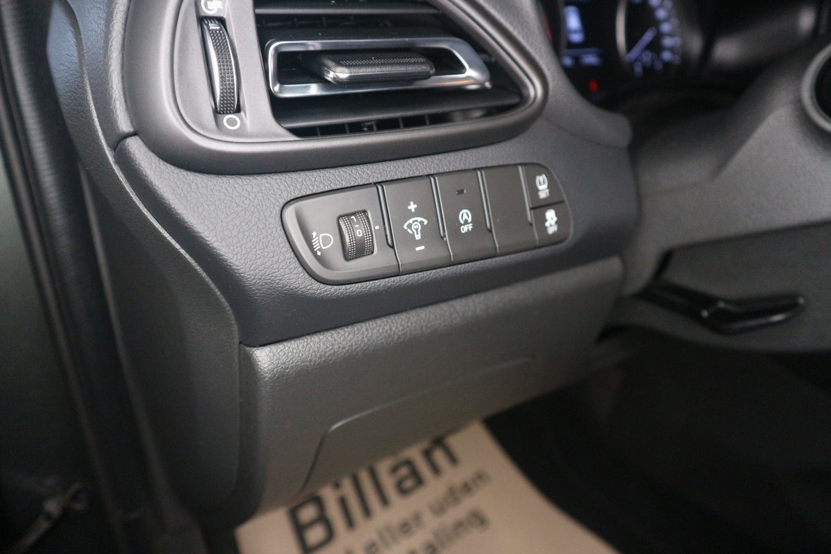 Hyundai i30 T-GDi Essential stc. DCT