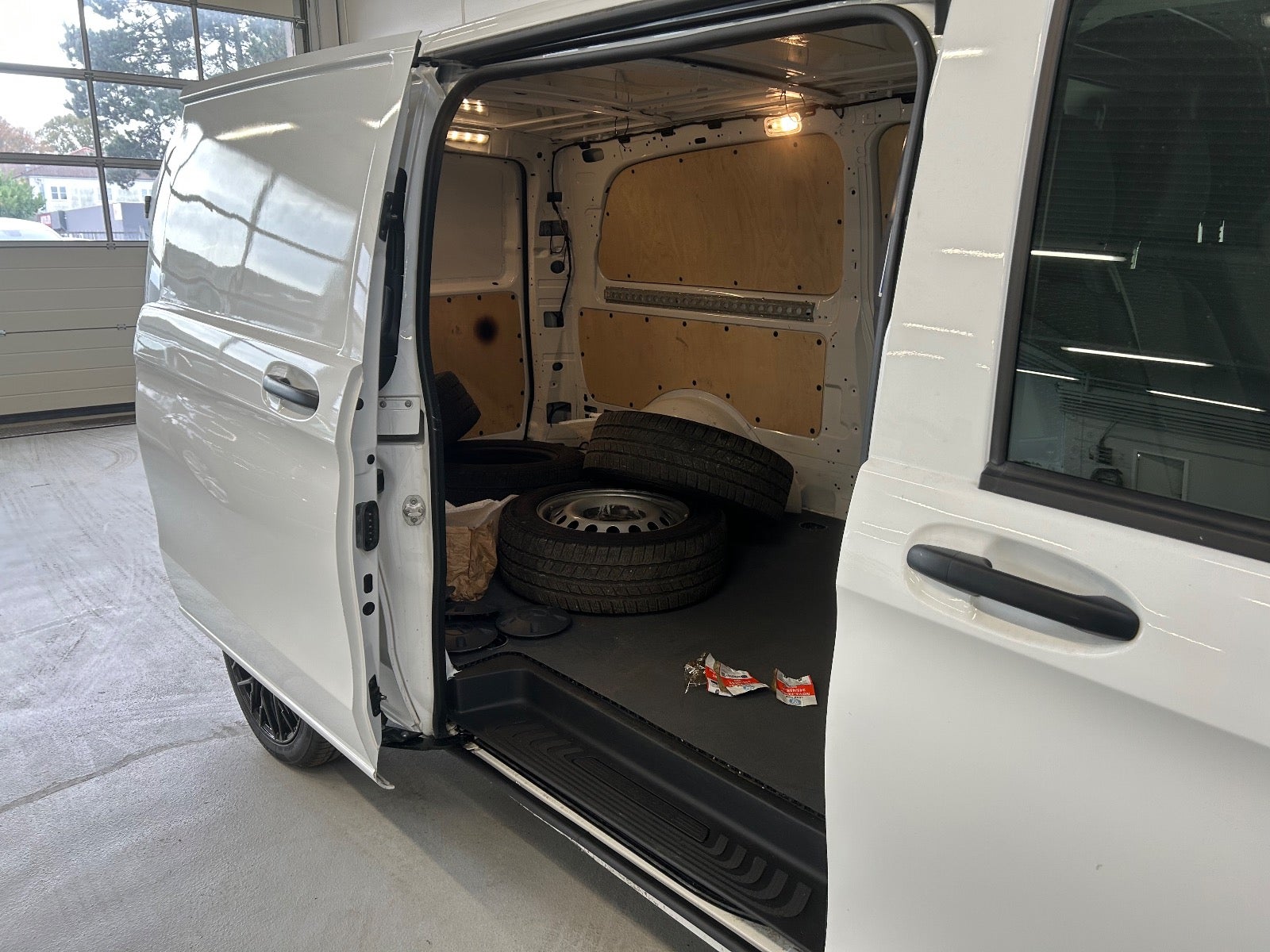 Billede af Mercedes Vito 114 2,0 CDi Kassevogn aut. XL RWD