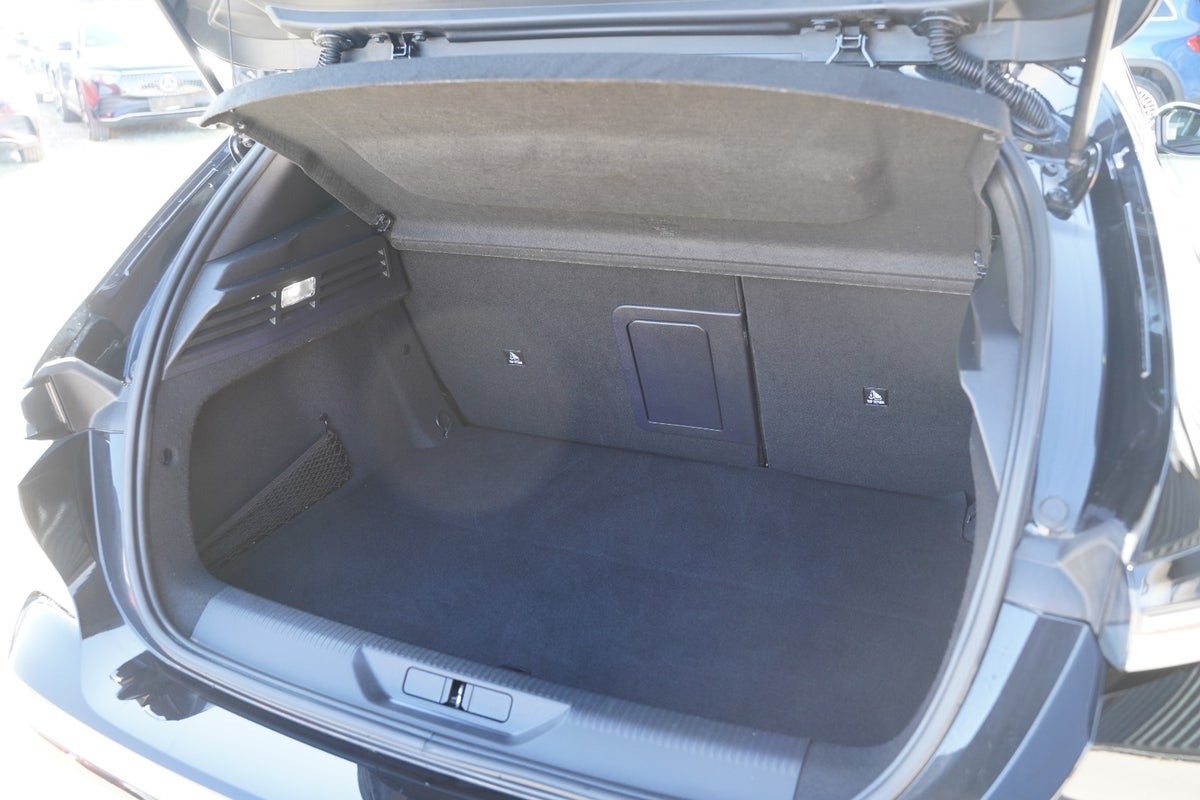 Billede af Peugeot 308 1,6 Hybrid Allure Pack EAT8