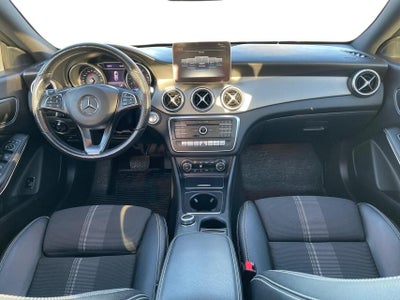 Mercedes CLA200 Coupé aut. billede 3