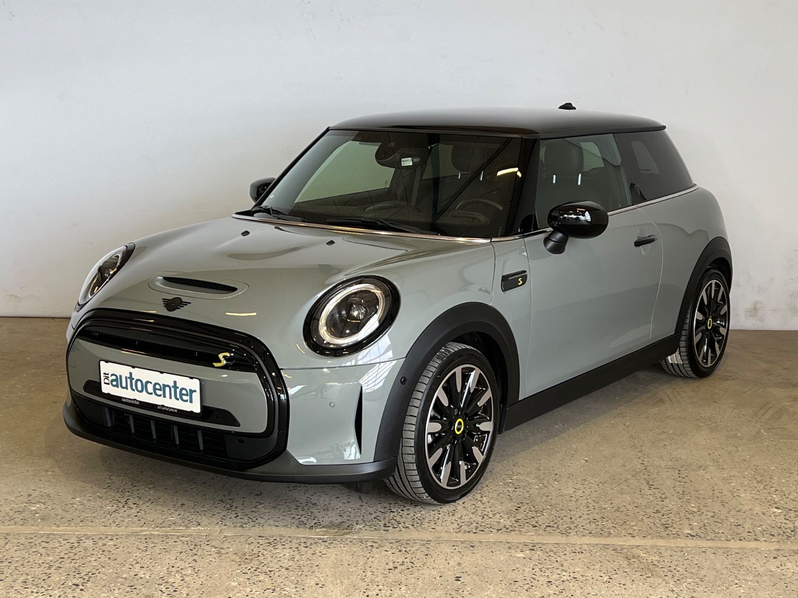 MINI Cooper SE Yours Trim