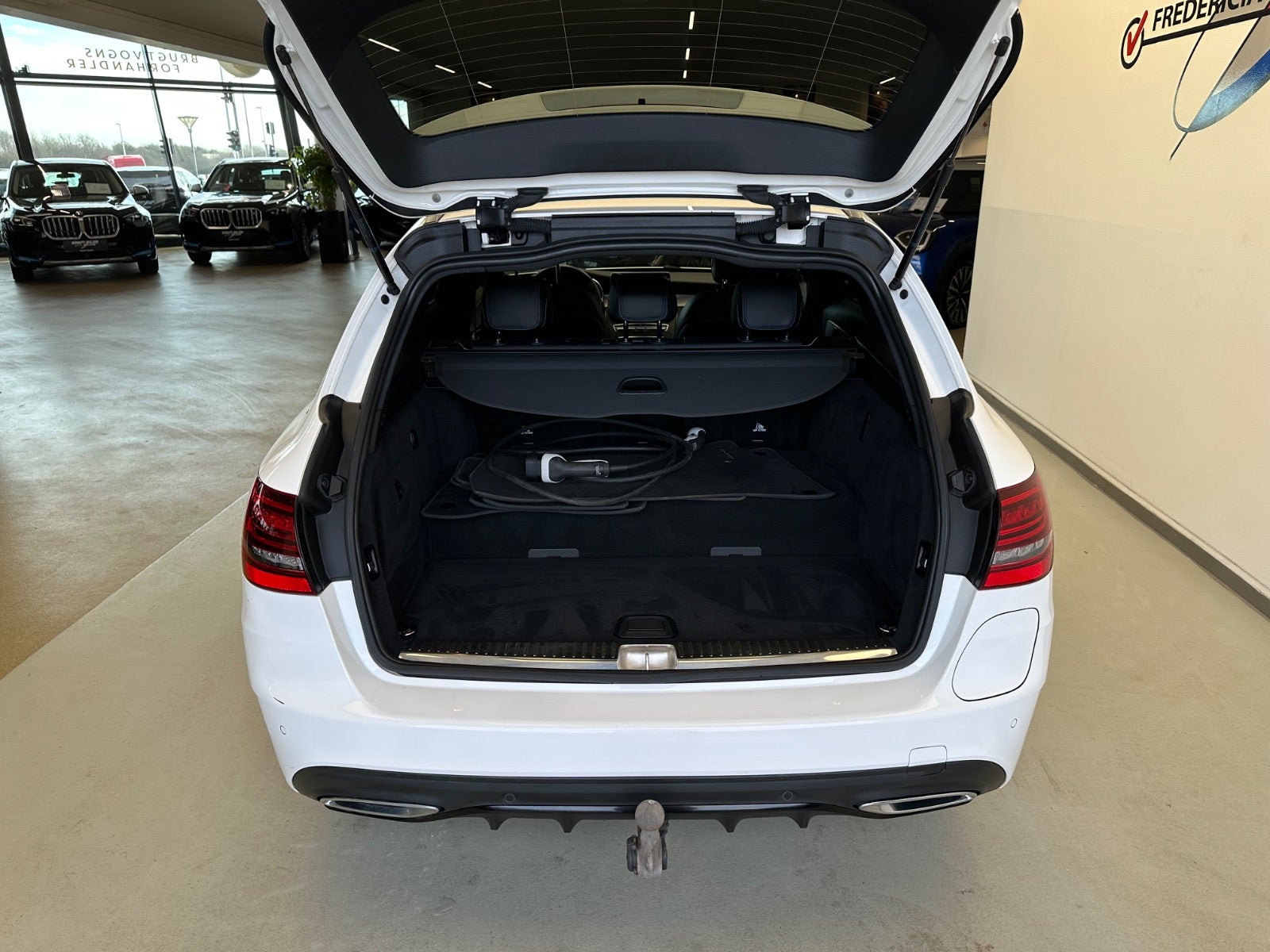 Billede af Mercedes C300 de 2,0 AMG Line stc. aut.