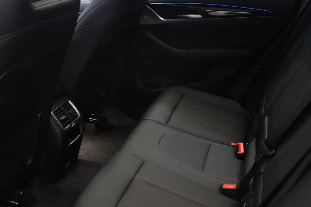 BMW iX3 Charged M-Sport