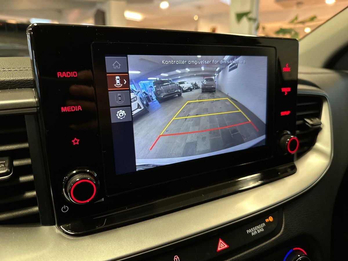 Kia Ceed T-GDi Prestige SW billede 12