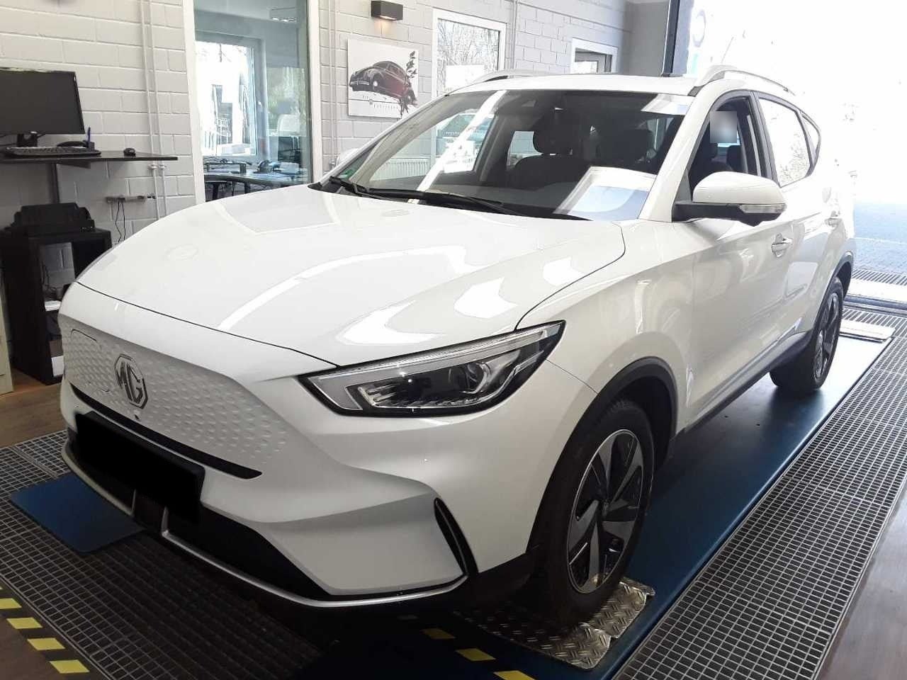MG ZS Luxury