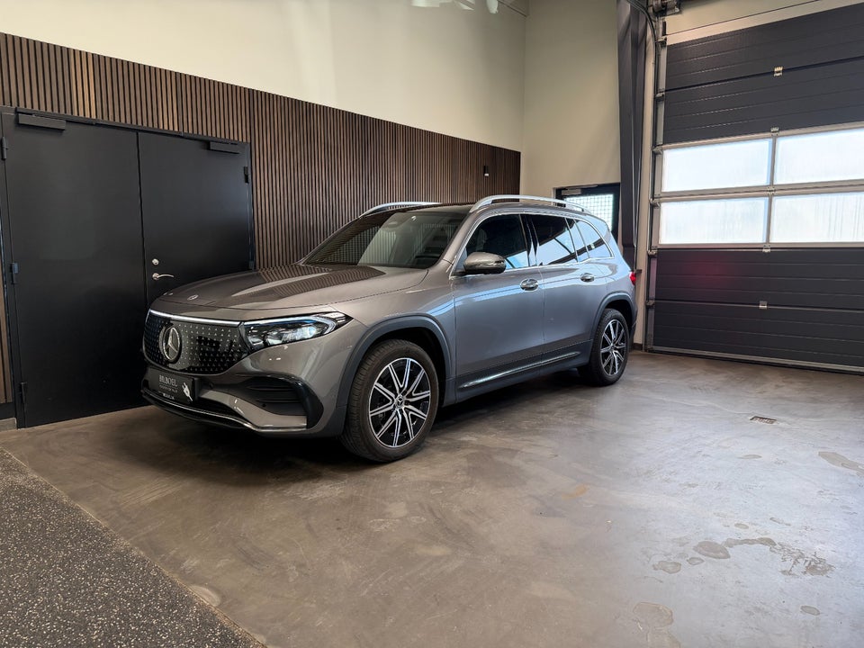 Mercedes EQB250+ AMG Premium