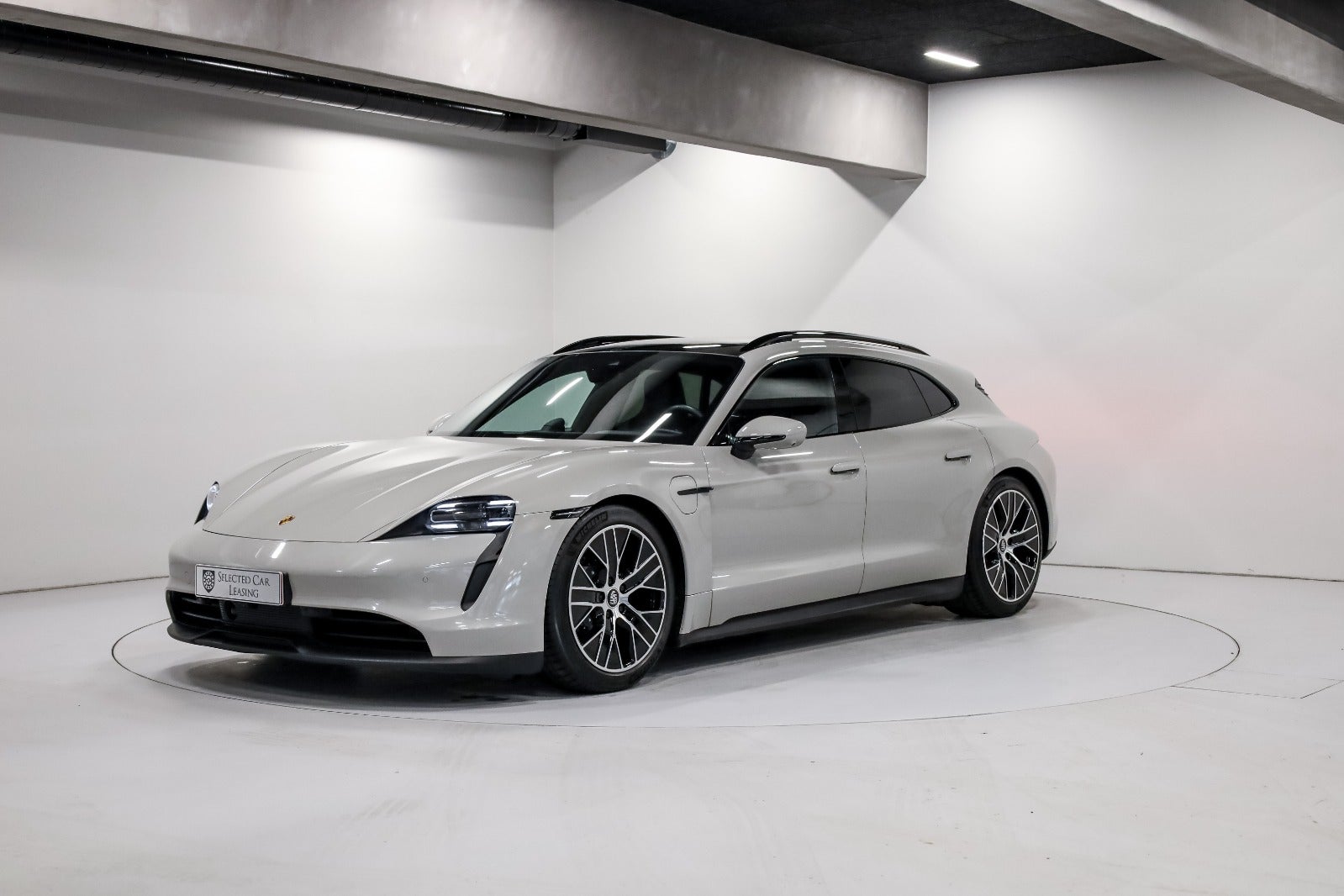 Porsche Taycan Performance+ Sport Turismo