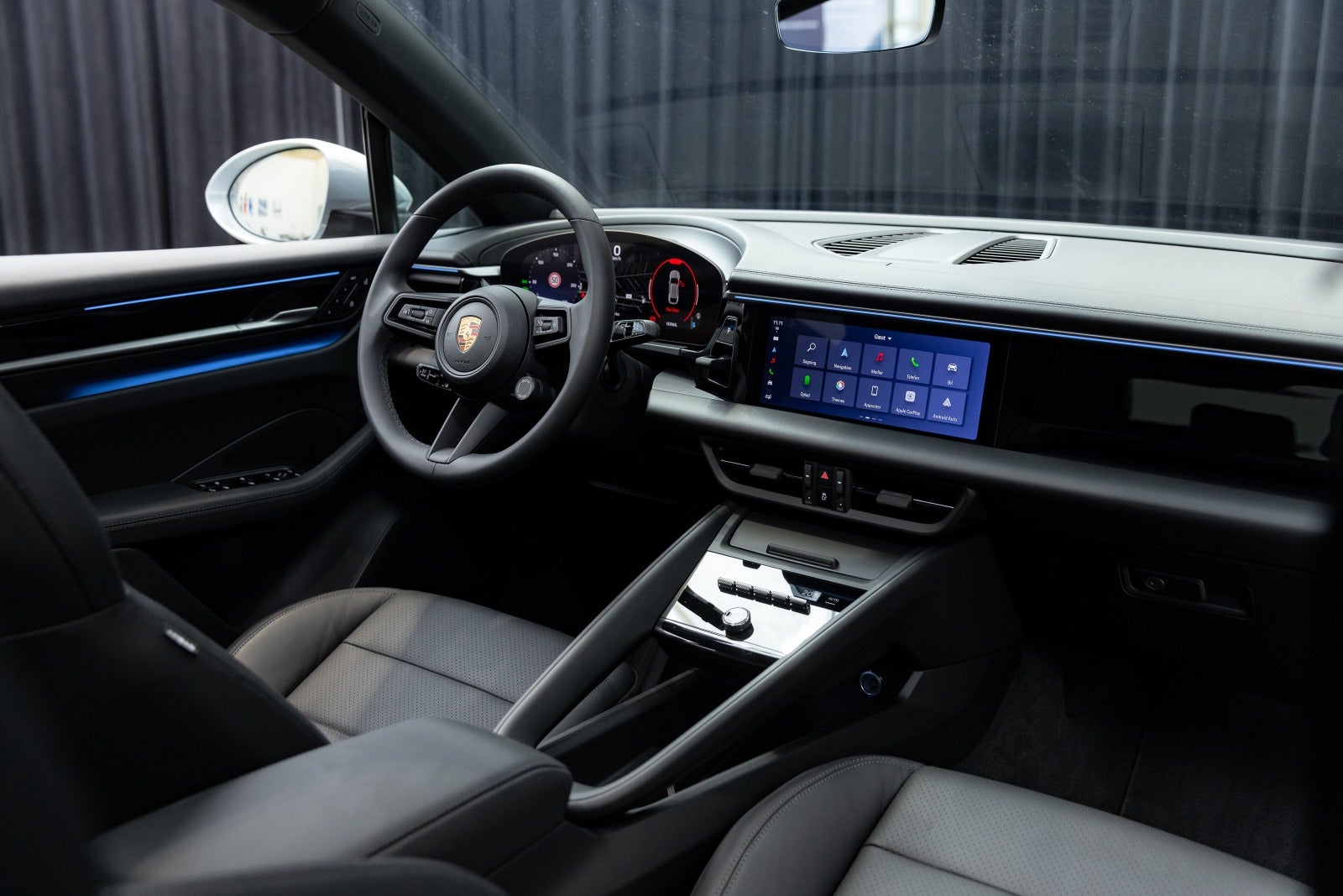 Gallery image 15 of 17