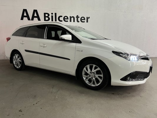 Toyota Auris Hybrid H2 Comfort Touring Sports CVT