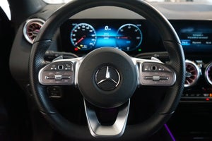 Mercedes EQA250+