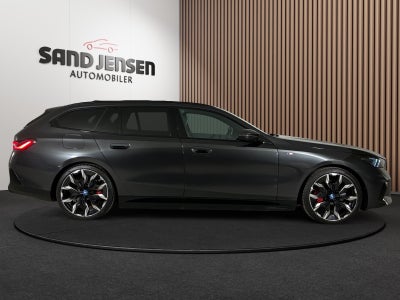 BMW i5 M60 Touring M-Sport Pro xDrive Van
