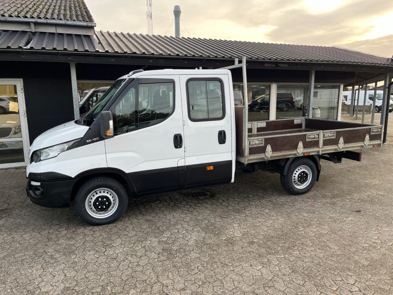 Iveco Daily 35S13 Mandskabsvogn m/lad