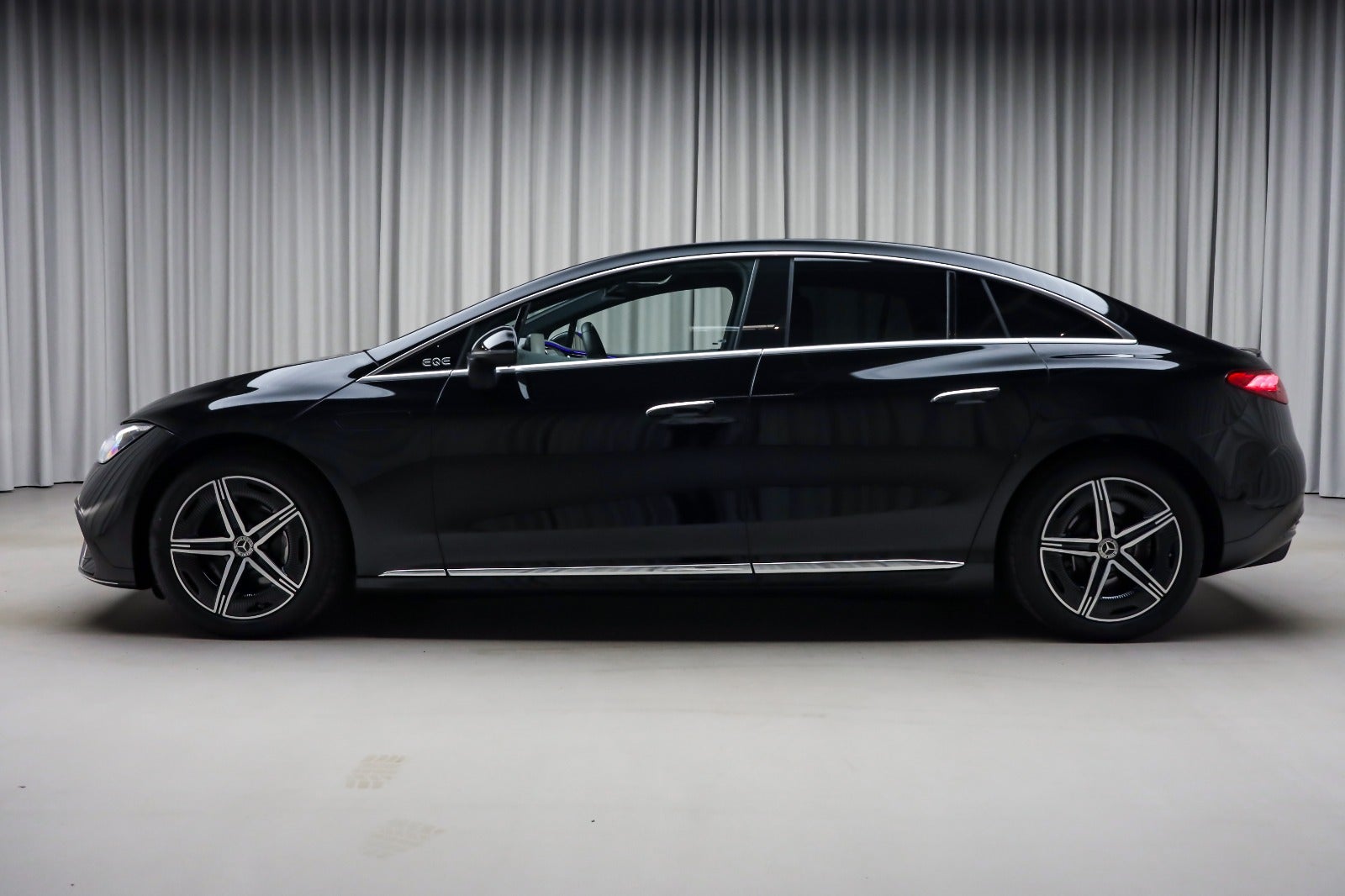 Mercedes-Benz EQE 350+ (6/8)