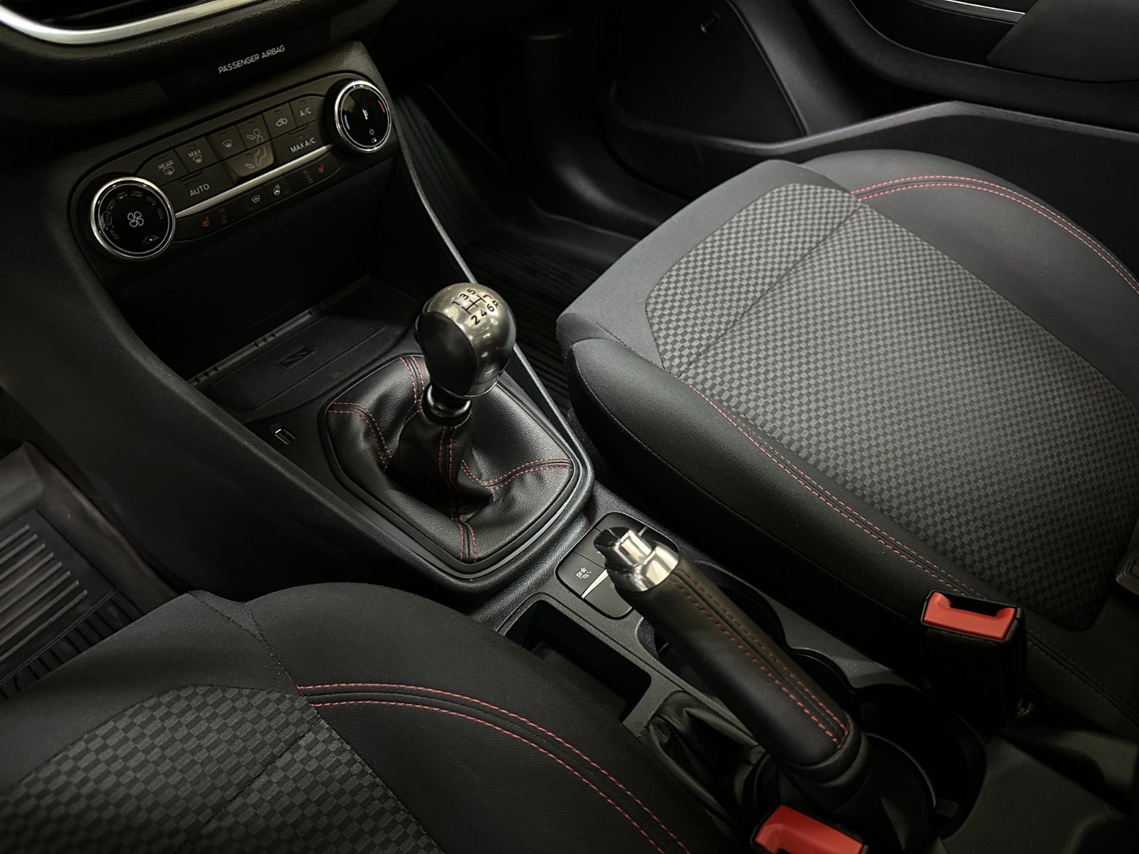 Billede af Ford Fiesta 1,0 EcoBoost mHEV ST-Line X