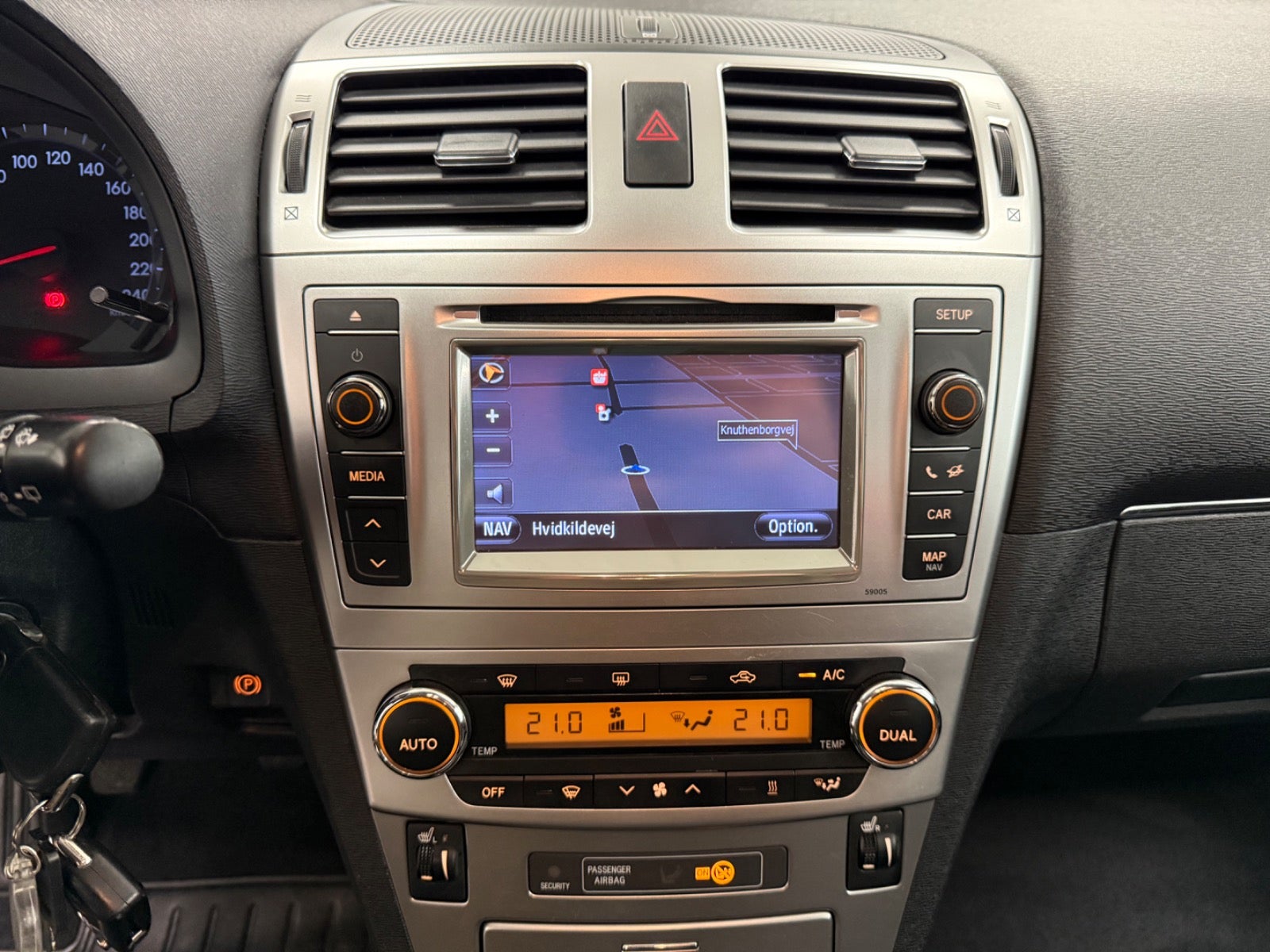 Billede af Toyota Avensis 2,0 D-4D T2 stc.