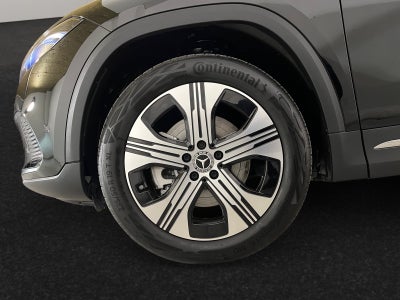 Mercedes EQA300 Progressive 4Matic Van