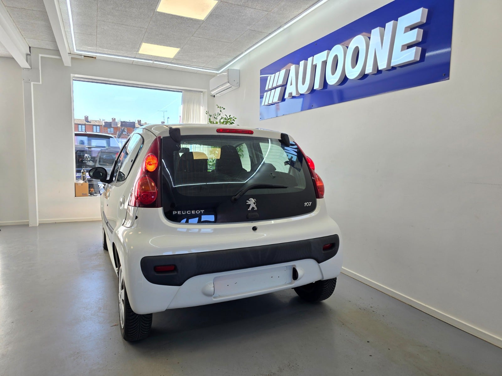 Billede af Peugeot 107 1,0 White