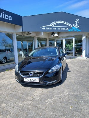 Volvo V40 1,6 D2 115 Kinetic 5d
