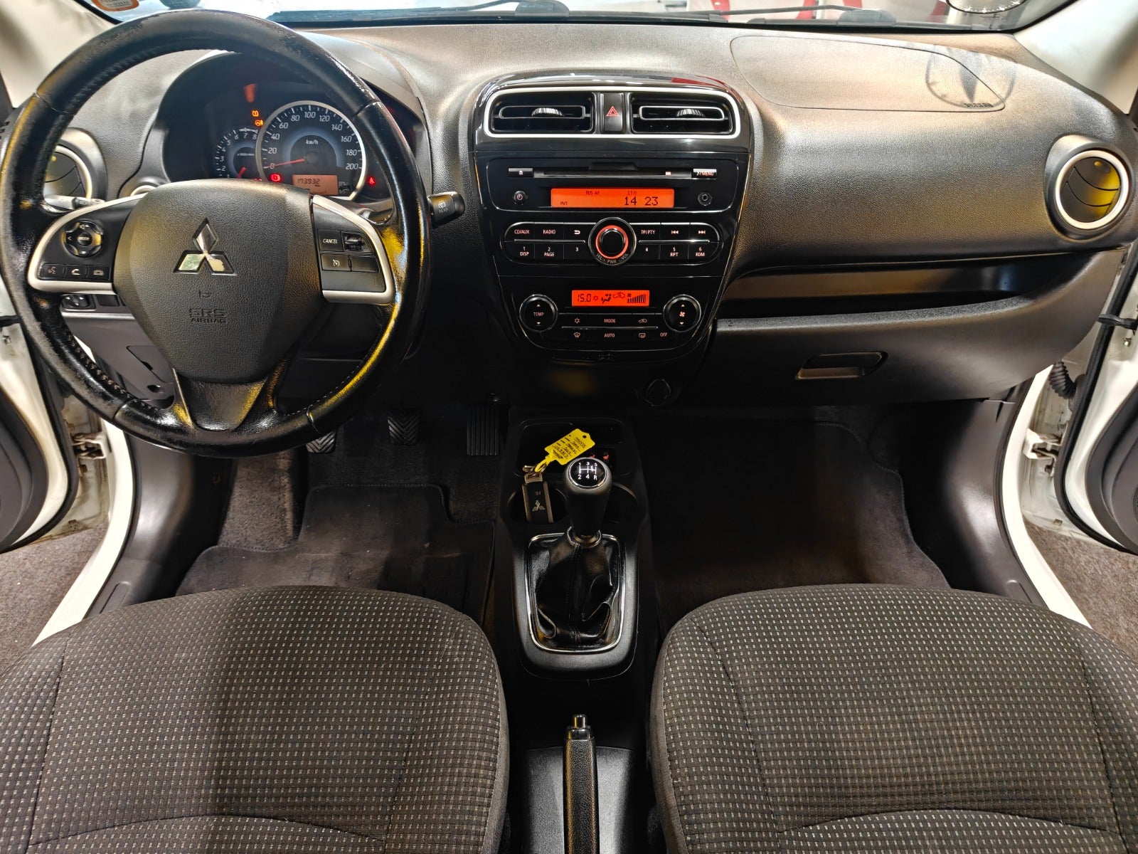 Billede af Mitsubishi Space Star 1,2 Black & White