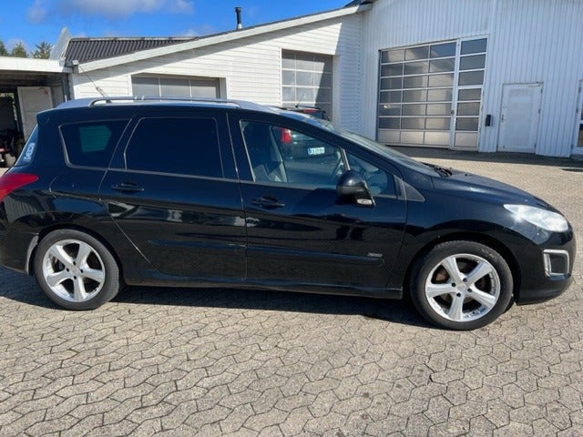 Peugeot 308 2011