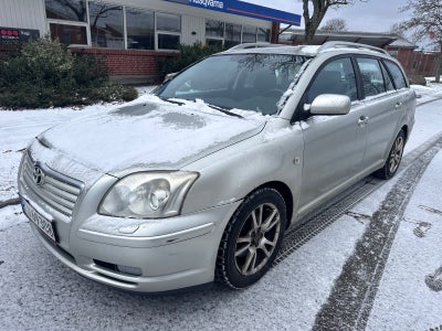 Toyota Avensis 2,0 Sol 5d
