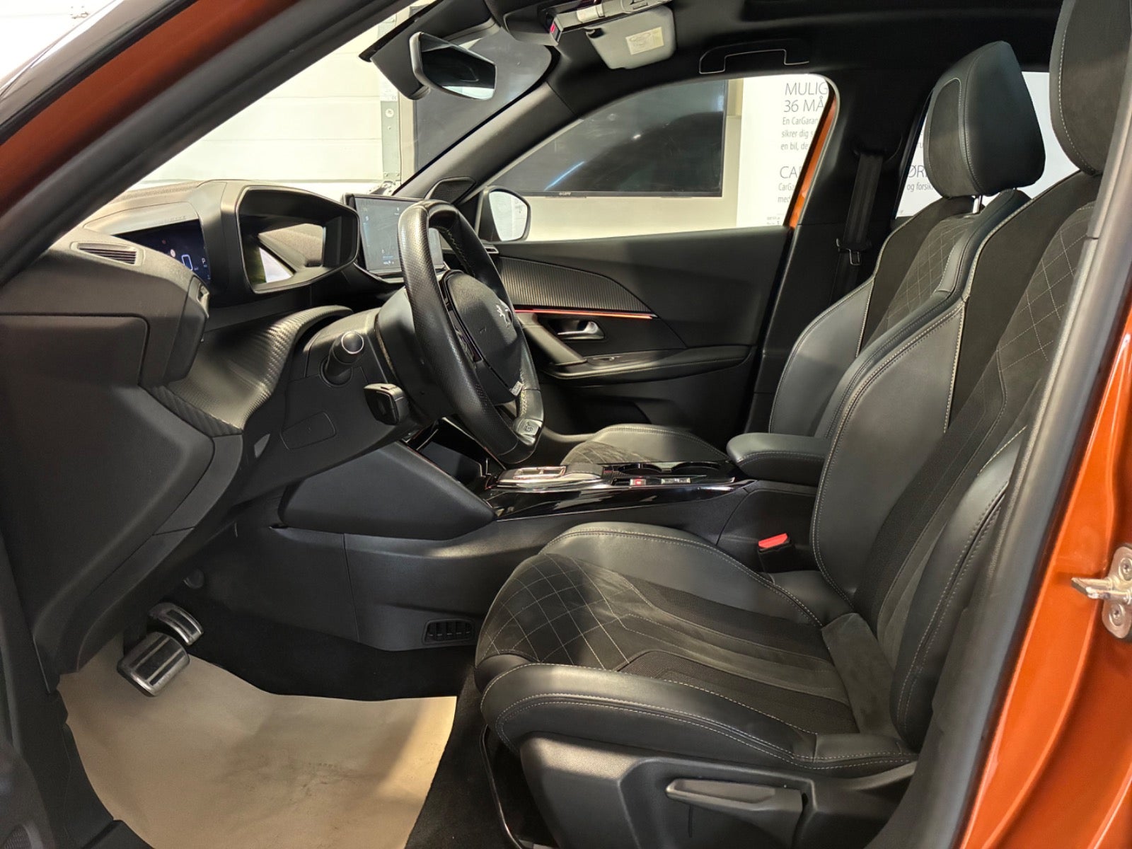 Billede af Peugeot e-2008 50 GT Sky